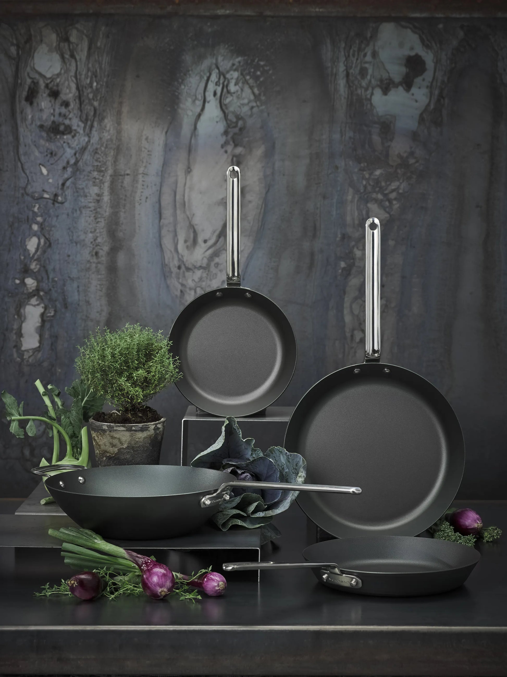 Scanpan Black Iron Wok